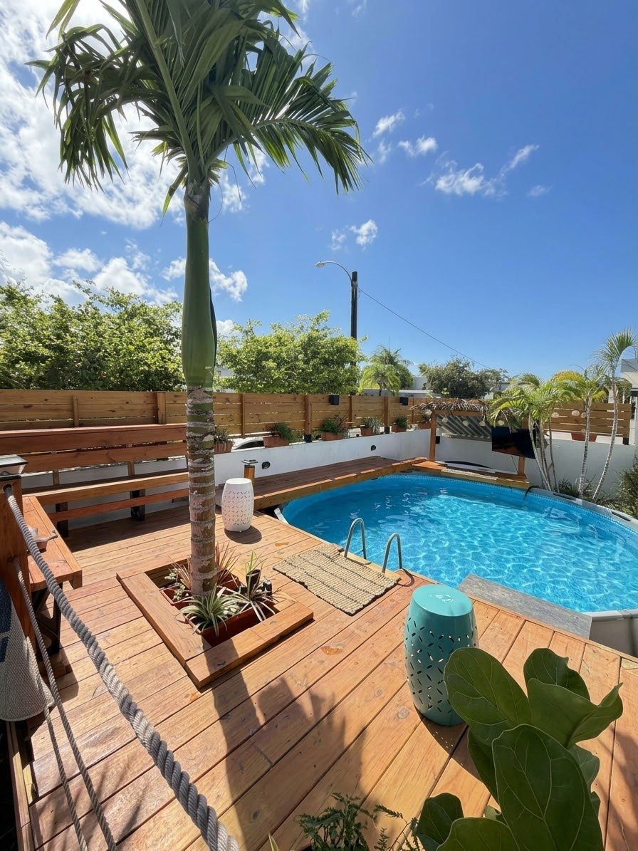 Casa Linda private pool deck — real property photo